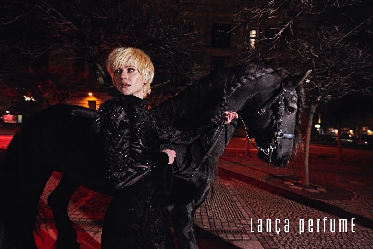 Lança Perfume campaign